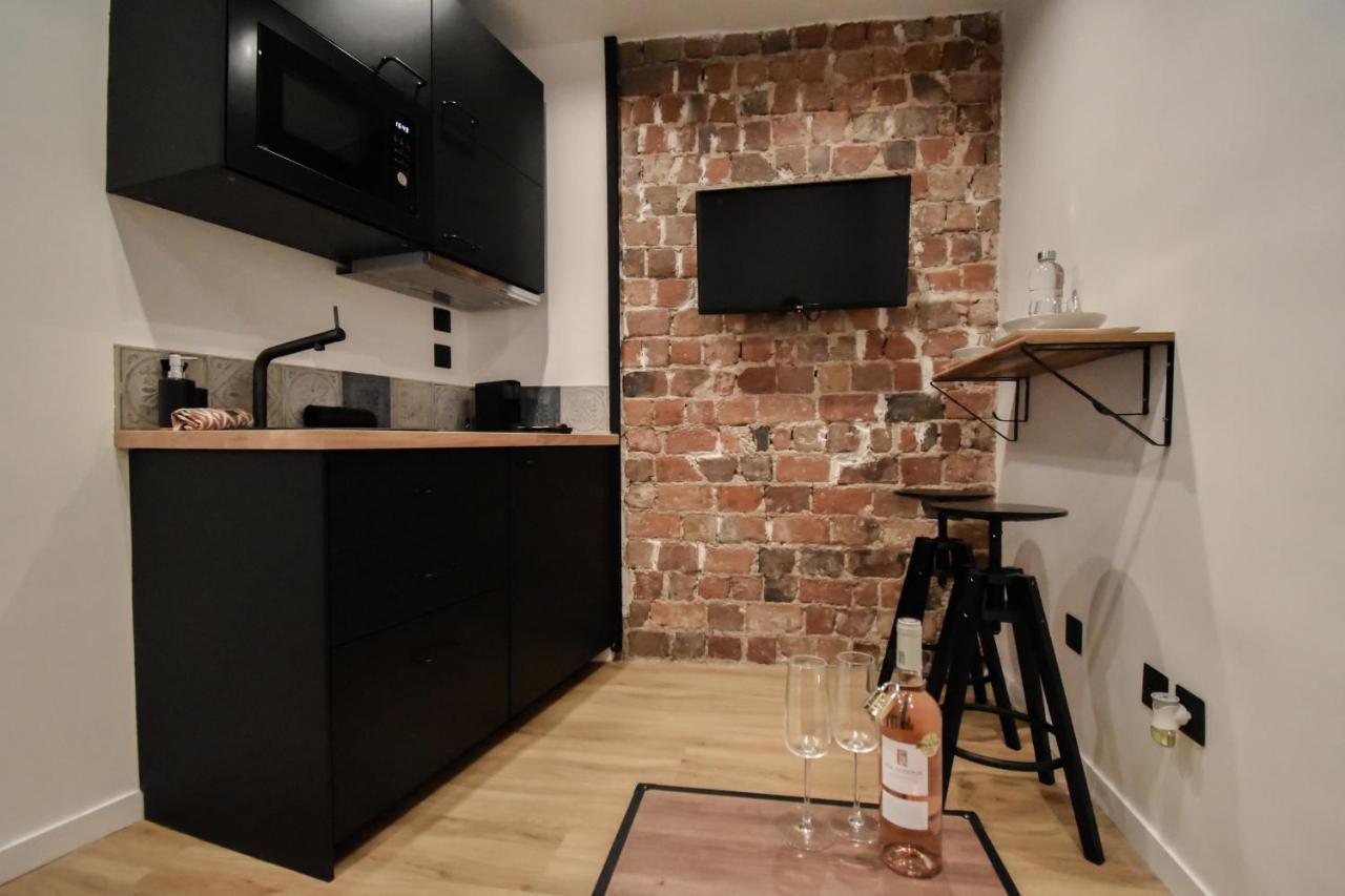 T1 Prestige Paris Montmartre Apartment ภายนอก รูปภาพ
